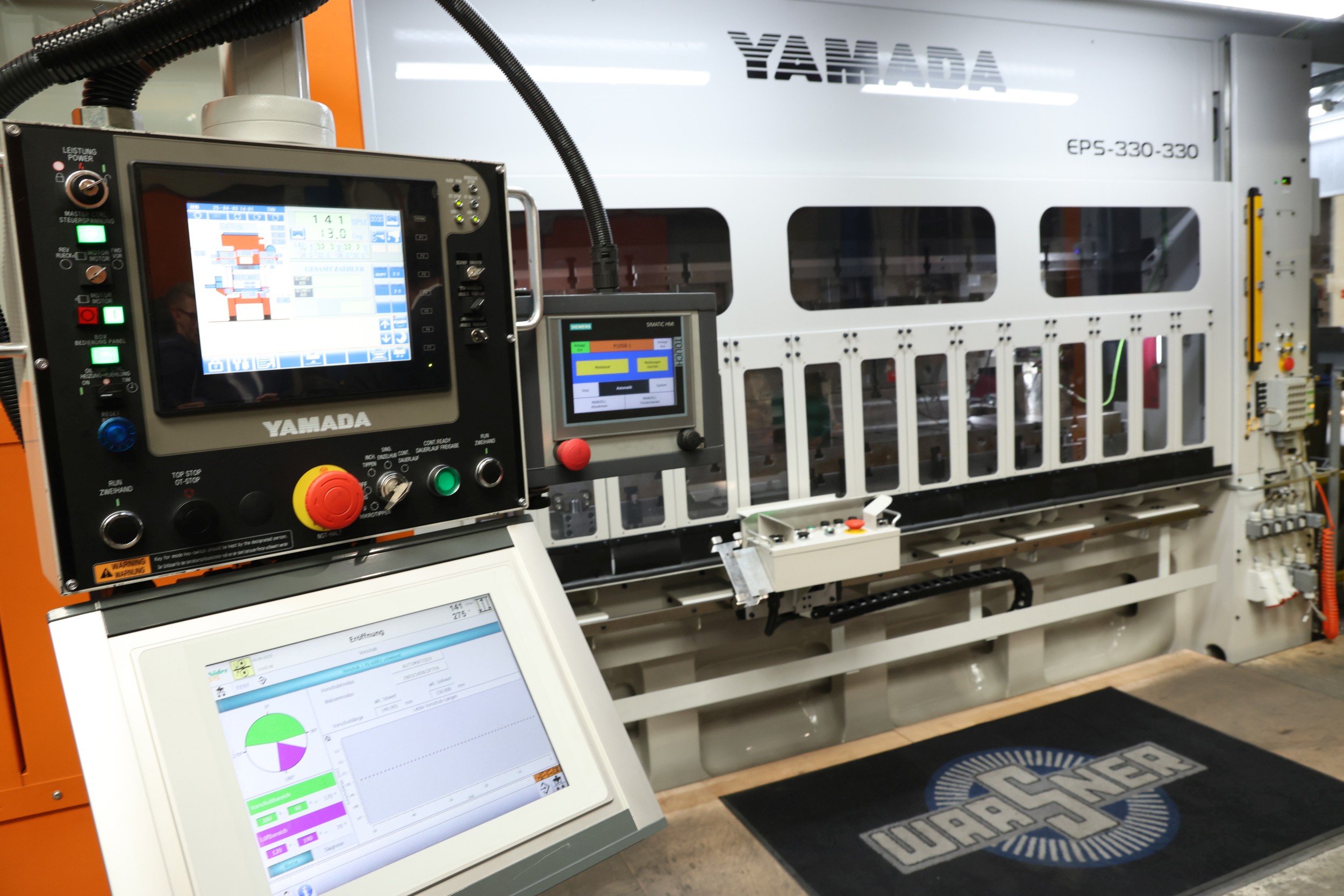 Neue Stanzmaschine Fa. Waasner